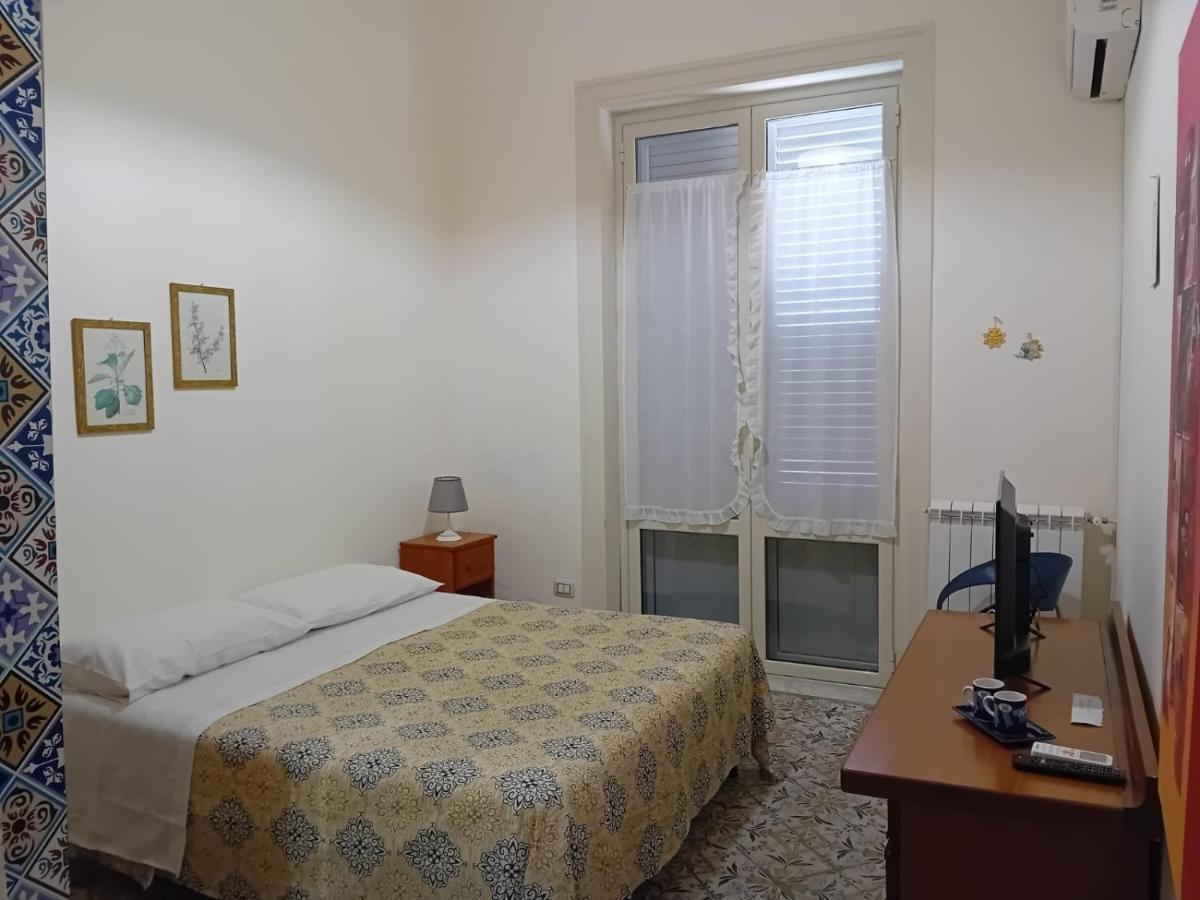 Casa Nonno Enrico In Via Oreto Παλέρμο Εξωτερικό φωτογραφία
